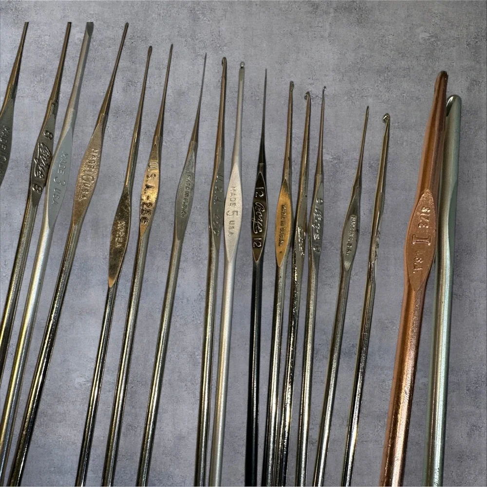Vtg L'Oreal & Boye & Susan Bates Mixed Steel Metal Lace‎ Crochet Lace Hooks Lot